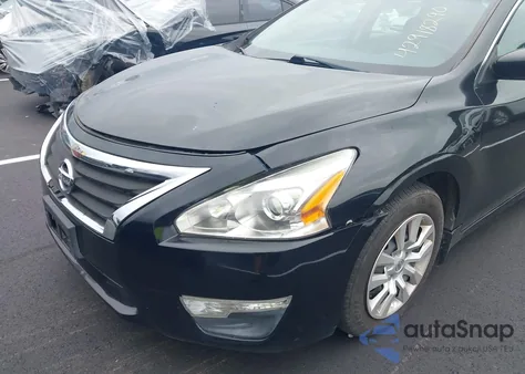 2015 Nissan Altima 2.5 S из США, поврежденный, VIN 1N4AL3AP9FC130896